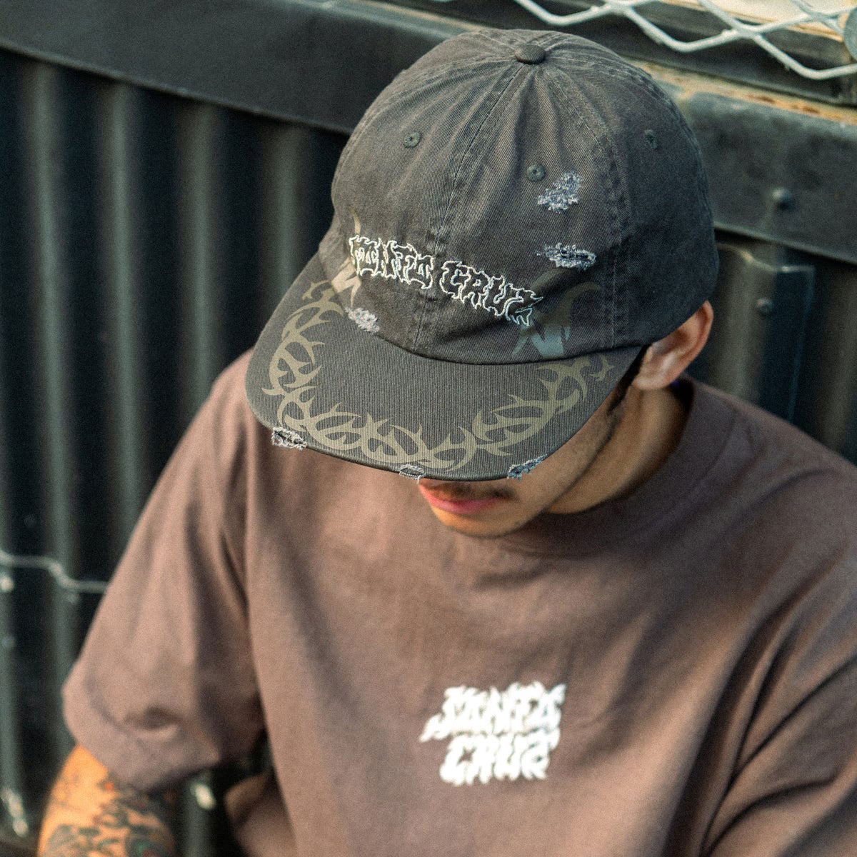 Santa Cruz Razor Arch Strip Snapback Hat - Shadow image 4