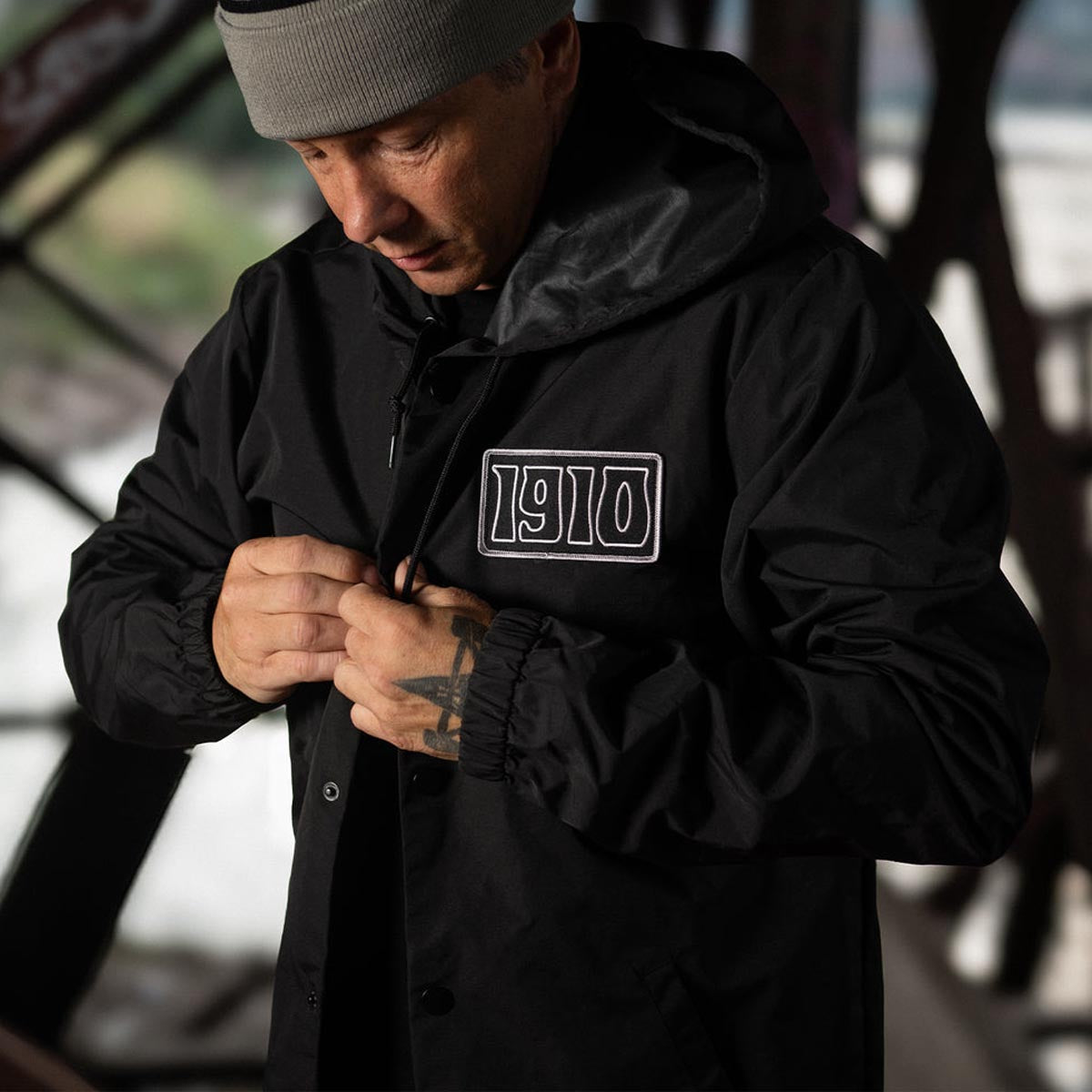 1910 Roberta Patch Hooded Coaches Jacket - Black image 2