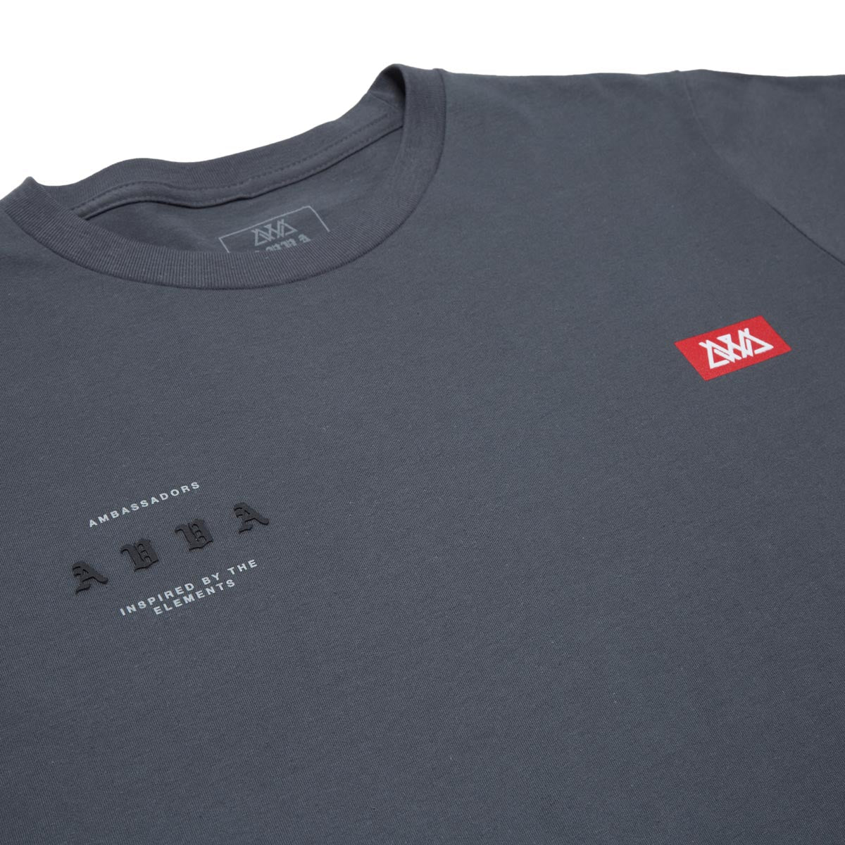 AVVA Offset T-Shirt - Charocal/Red image 2