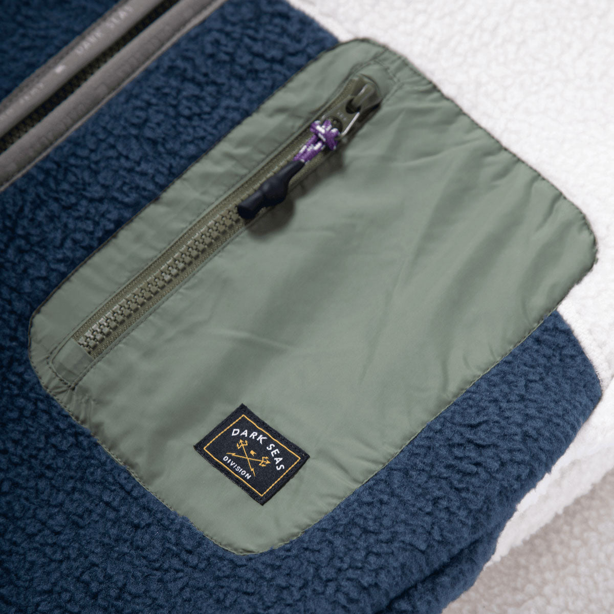 Dark Seas Aliso Sherpa Jacket - White/Navy image 3