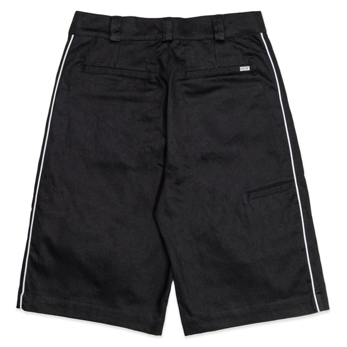 Hoddle Bermuda Shorts - Black image 2